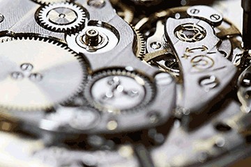 哈尔滨欧米茄表有水雾维修