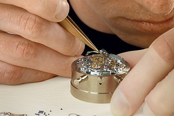 哈尔滨欧米茄自动机械表为什么走停