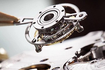 哈尔滨欧米茄石英表为什么走停